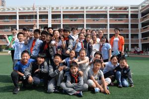 “情暖五月?感恩母親”—河南師范大學第二附屬小學舉辦師生演講活動